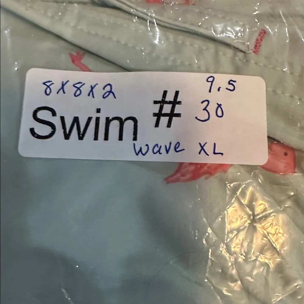 Wave Zone lined Swim Trunks sea foam green  with flamingos size XXL‎